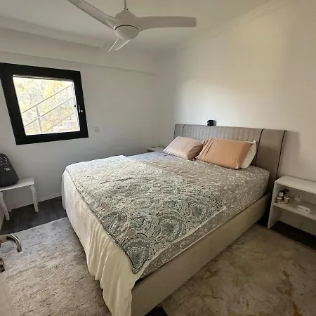 公寓 Tranquil Seaview With Private Pool In 博德鲁姆