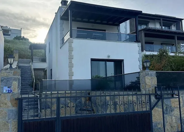 Tranquil Seaview With Private Pool In Apartament Bodrum