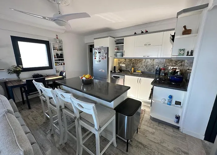 Tranquil Seaview With Private Pool In Apartament *