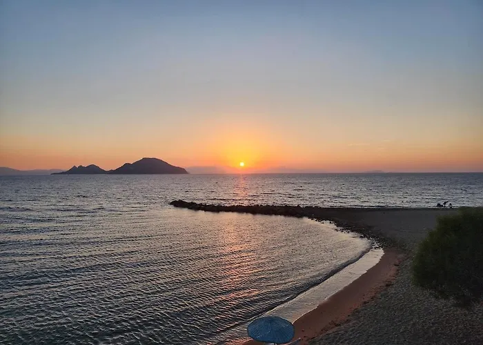 Tranquil Seaview With Private Pool In Apartament *