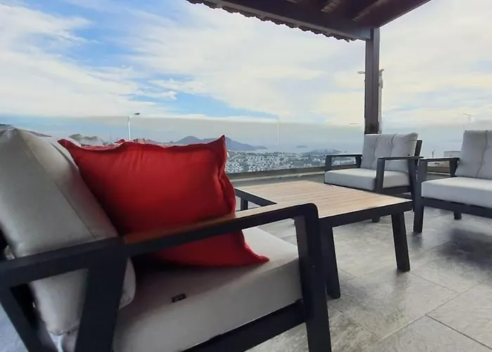 Tranquil Seaview With Private Pool In Daire Bodrum