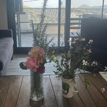 Tranquil Seaview With Private Pool In דירה *