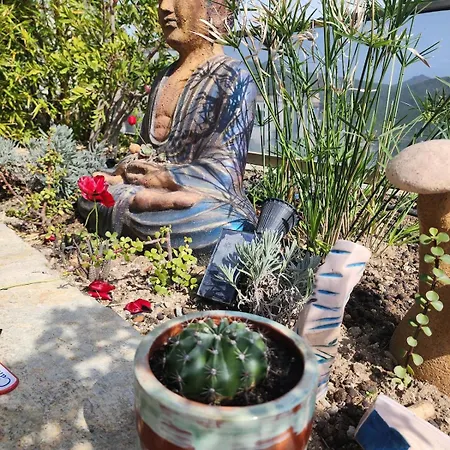 Tranquil Seaview With Private Pool In בודרום