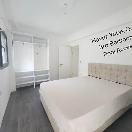 דירה Tranquil Seaview With Private Pool In *