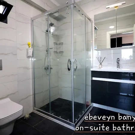 Tranquil Seaview With Private Pool In דירה בודרום