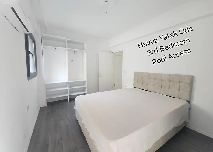 Appartement Tranquil Seaview With Private Pool In *