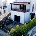 아파트 Tranquil Seaview With Private Pool In