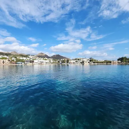 Tranquil Seaview With Private Pool In 아파트