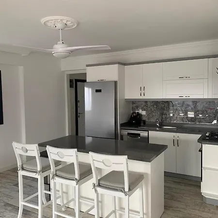 アパート Tranquil Seaview With Private Pool In ボドルム